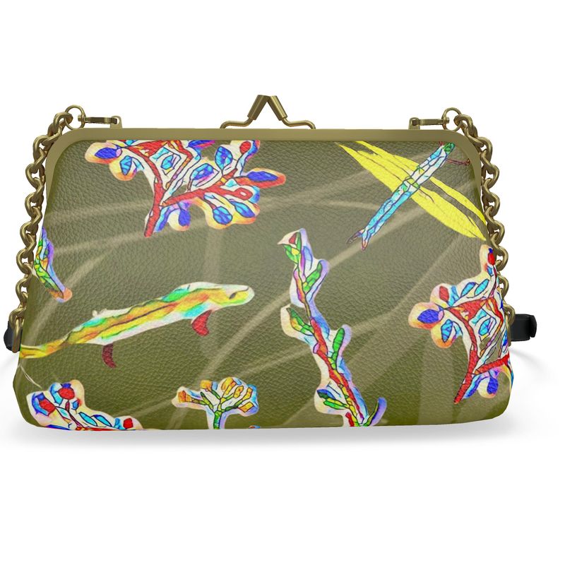 Sue Walker - Kisslock / Gold hardware