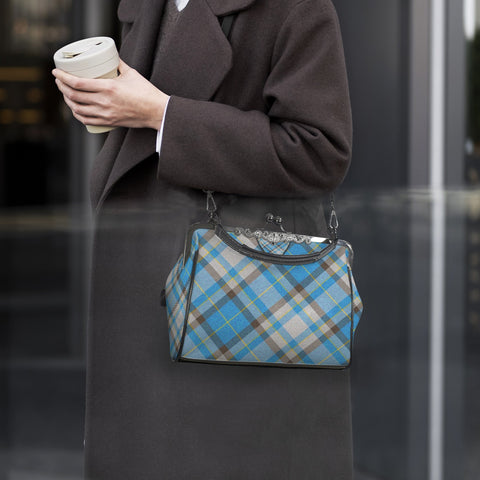 'Yorkshire Marine' (Slant) Faux Leather Kisslock Handbag Crossbody